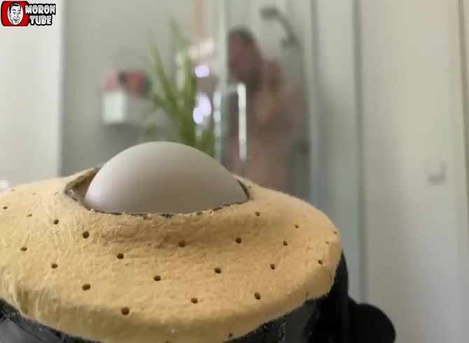 Video :The outcome of a Dutch YouTuber's incubation of a duck egg is amazing